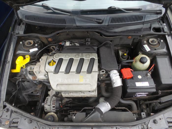 Gebruikte Motor Renault Megane (EA) 1.4 16V Prijs op aanvraag aangeboden door N Kossen Autorecycling BV