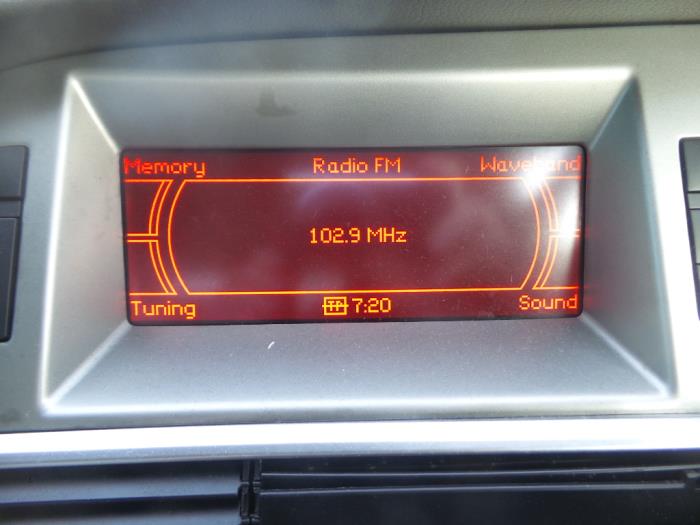 Gebruikte Display Interieur Audi A6 Prijs op aanvraag aangeboden door N Kossen Autorecycling BV