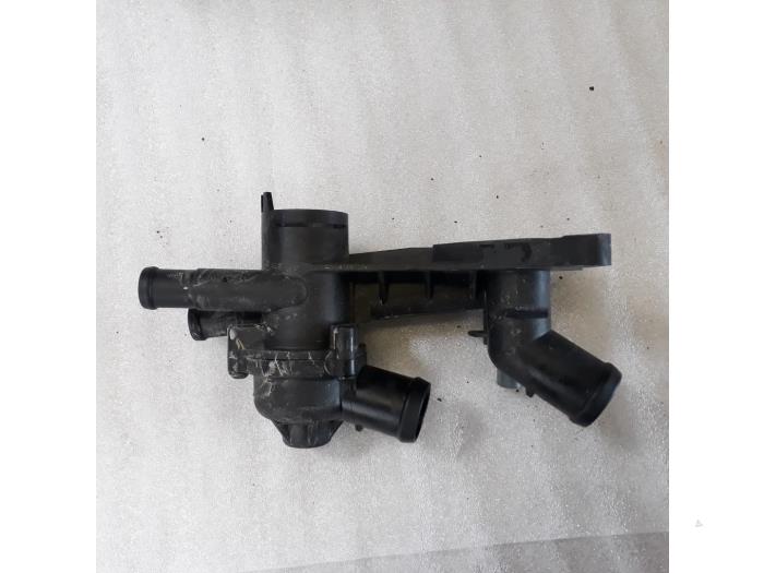 Gebruikte Thermostaathuis Volkswagen Fox (5Z) 1.2 Prijs op aanvraag aangeboden door N Kossen Autorecycling BV