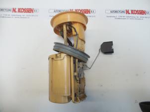 Gebruikte Tank element Pomp Volkswagen Transporter T5 1.9 TDi Prijs op aanvraag aangeboden door N Kossen Autorecycling BV