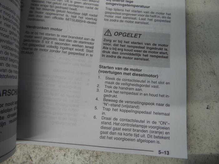 Instructie Boekje van een Mitsubishi Space Star (DG) 1.6 16V 2002