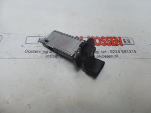 Gebruikte Luchtmassameter Opel Karl Prijs op aanvraag aangeboden door N Kossen Autorecycling BV