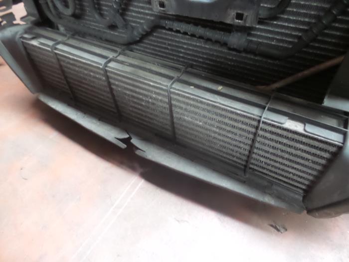 Gebruikte Intercooler Mercedes C-Klasse Prijs op aanvraag aangeboden door N Kossen Autorecycling BV