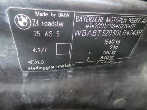 Motor van een BMW Z4 2004