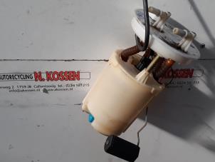 Gebruikte Benzinepomp Kia Rio (DC22/24) 1.5 16V Prijs op aanvraag aangeboden door N Kossen Autorecycling BV