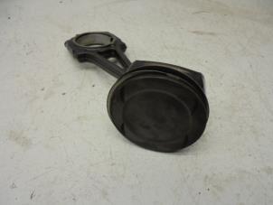 Gebruikte Drijfstang Opel Meriva Prijs op aanvraag aangeboden door N Kossen Autorecycling BV