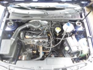 Gebruikte Cilinderkop Volkswagen Golf III Cabrio Restyling (1E7) 1.8 Prijs op aanvraag aangeboden door N Kossen Autorecycling BV