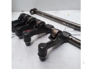 Gebruikte Tuimelaar Volkswagen Touran Prijs op aanvraag aangeboden door N Kossen Autorecycling BV