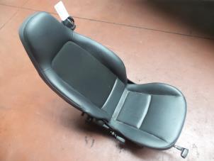 Smart Fortwo Stoelen links voorraad | Onderdelenlijn.nl Smart Fortwo Stoelen links voorraad | Onderdelenlijn.nl