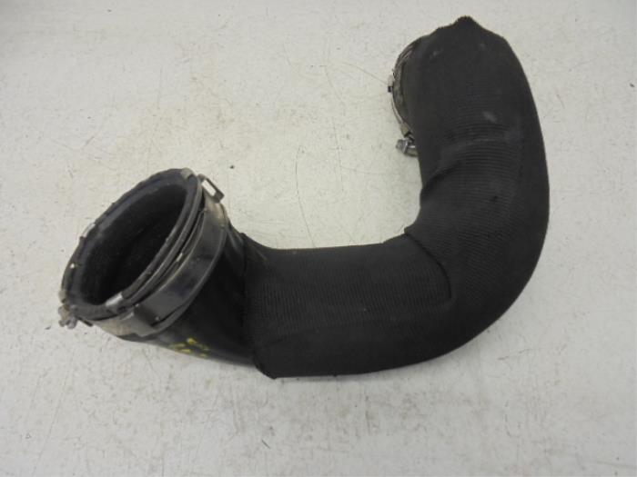 Gebruikte Intercooler Buis Audi A6 Quattro (C6) 3.0 TDI V6 24V Prijs op aanvraag aangeboden door N Kossen Autorecycling BV