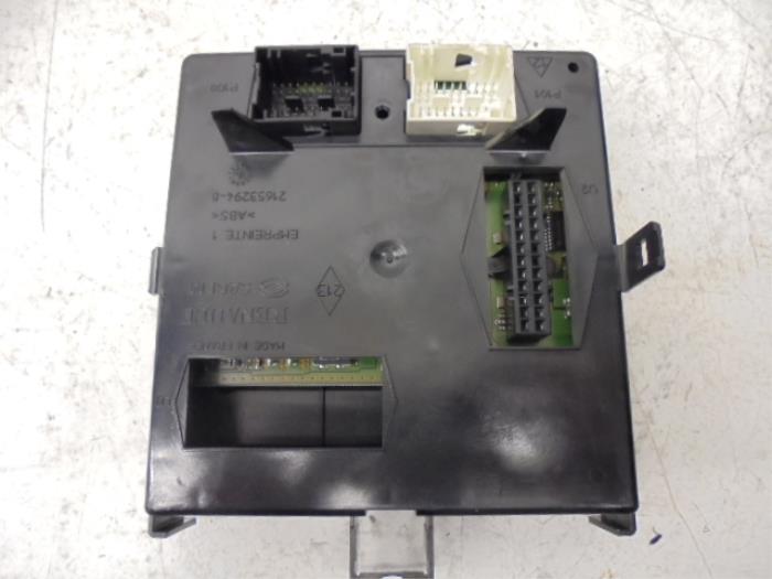 Comfort Module van een Renault Laguna 2002