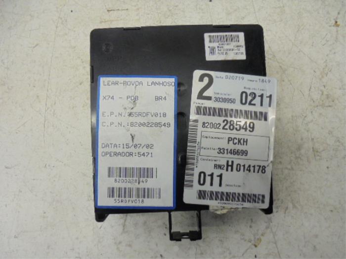 Comfort Module van een Renault Laguna 2002