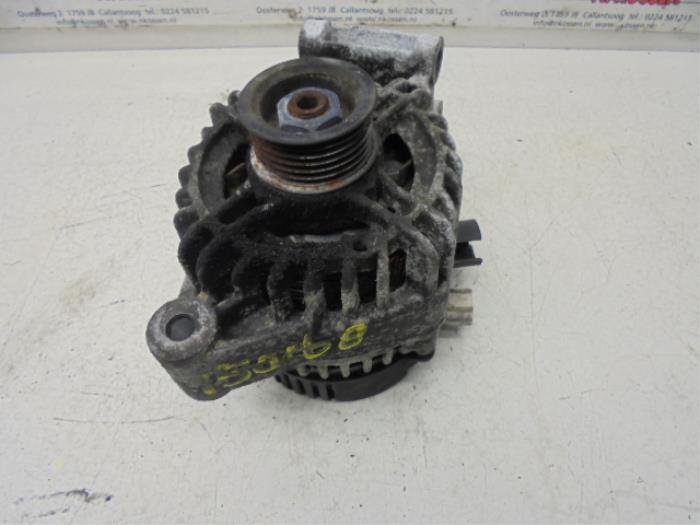 Gebruikte Dynamo Ford Focus 2 1.6 Ti-VCT 16V Prijs op aanvraag aangeboden door N Kossen Autorecycling BV