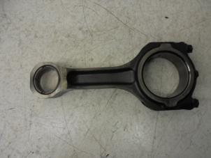 Gebruikte Drijfstang Ford Transit Connect Prijs op aanvraag aangeboden door N Kossen Autorecycling BV