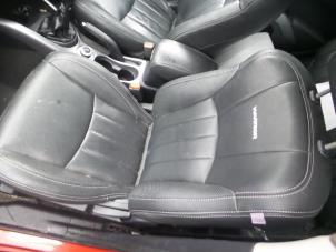 Mitsubishi Outlander Stoelen rechts voorraad Mitsubishi Outlander Stoelen rechts voorraad
