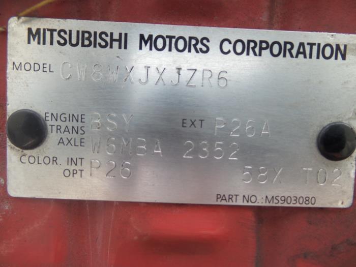 Ruit voor van een Mitsubishi Outlander 2008