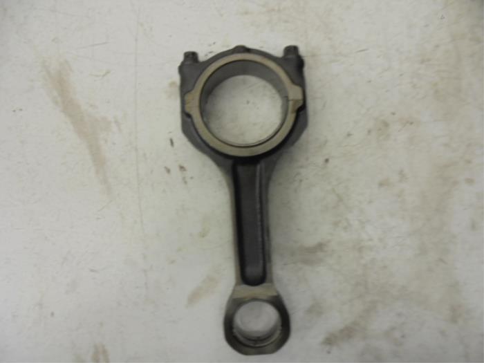 Gebruikte Drijfstang Ford Transit Connect Prijs op aanvraag aangeboden door N Kossen Autorecycling BV