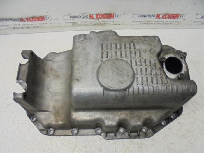 Gebruikte Carterpan Volkswagen Golf Prijs op aanvraag aangeboden door N Kossen Autorecycling BV