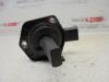 Olie niveau sensor van een Volkswagen Golf 2006