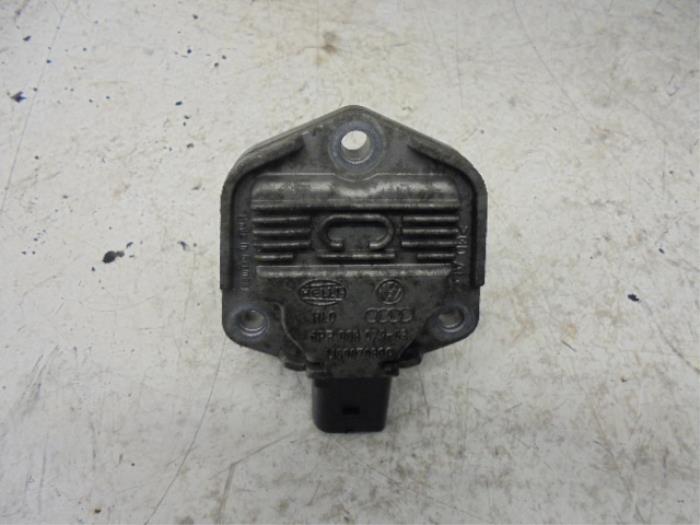 Gebruikte Oliepeil sensor Volkswagen Transporter Prijs op aanvraag aangeboden door N Kossen Autorecycling BV