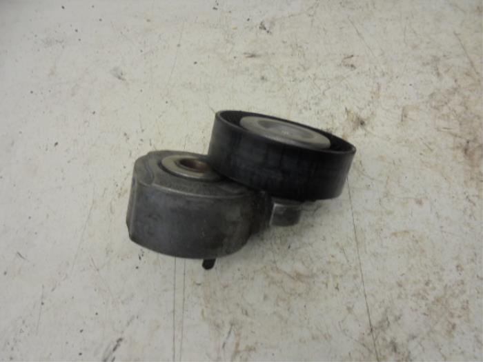 Gebruikte Spanrol Multiriem Landrover Freelander II 3.2 l6 24V Prijs op aanvraag aangeboden door N Kossen Autorecycling BV
