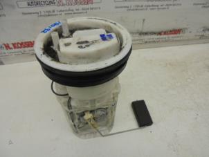 Gebruikte Benzinepomp Volkswagen Polo IV (9N1/2/3) 1.2 12V Prijs op aanvraag aangeboden door N Kossen Autorecycling BV