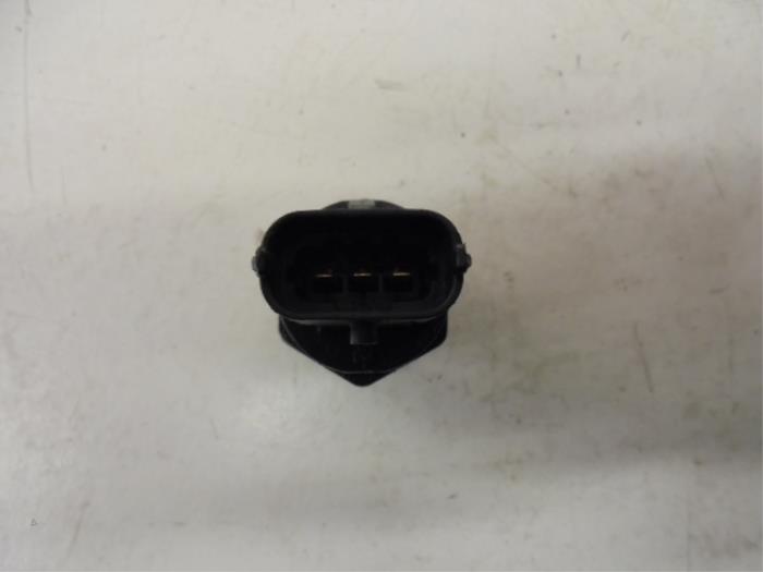 Gebruikte Brandstofdruk sensor Opel Vivaro Prijs op aanvraag aangeboden door N Kossen Autorecycling BV
