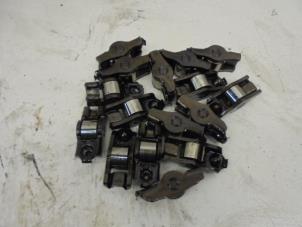 Gebruikte Klepstoter Volkswagen Golf V (1K1) 1.4 16V Prijs op aanvraag aangeboden door N Kossen Autorecycling BV