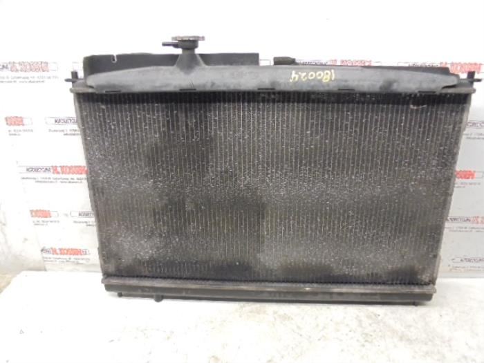 Gebruikte Radiateur Hyundai Santafe Prijs op aanvraag aangeboden door N Kossen Autorecycling BV