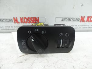 Gebruikte Licht Schakelaar Seat Ibiza II Facelift (6K1) 1.9 TDi 110 Signo Prijs op aanvraag aangeboden door N Kossen Autorecycling BV