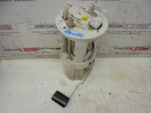 Gebruikte Tank element Pomp Hyundai Santafe Prijs op aanvraag aangeboden door N Kossen Autorecycling BV