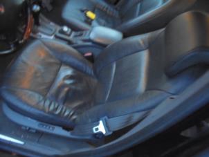 Gebruikte Stoel links Saab 9-5 (YS3E) 3.0 t V6 24V Prijs op aanvraag aangeboden door N Kossen Autorecycling BV