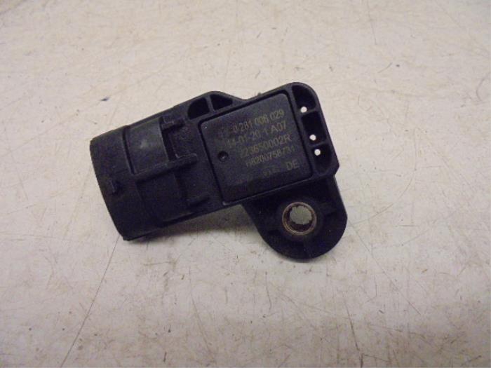 Gebruikte Sensor map (inlaatspruitstuk) Renault Clio IV (5R) 0.9 Energy TCE 90 12V Prijs op aanvraag aangeboden door N Kossen Autorecycling BV
