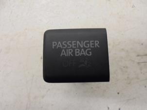 Gebruikte Schakelaar Volkswagen Transporter T5 2.0 TDI DRF Prijs op aanvraag aangeboden door N Kossen Autorecycling BV