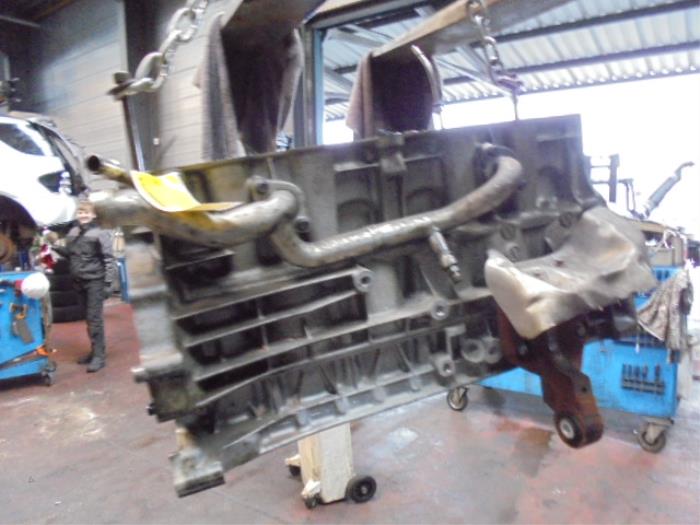 Gebruikte Zuiger Landrover Freelander Prijs op aanvraag aangeboden door N Kossen Autorecycling BV