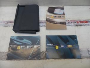 Gebruikte Instructie Boekje Renault Laguna II Grandtour (KG) 1.8 16V Prijs op aanvraag aangeboden door N Kossen Autorecycling BV