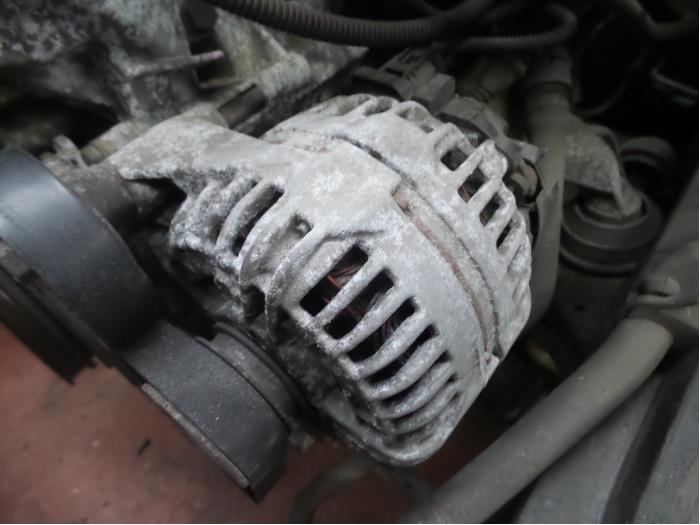 Gebruikte Dynamo BMW Z4 Prijs op aanvraag aangeboden door N Kossen Autorecycling BV