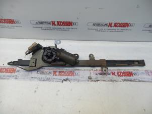 Gebruikte Raammotor Portier Mercedes CLK (C209) 5.0 500 V8 24V Prijs op aanvraag aangeboden door N Kossen Autorecycling BV