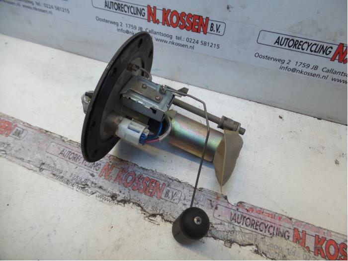 Gebruikte Benzinepomp Subaru Vivio (KK/KW3) 0.7 GLi,GLi ECVT Prijs op aanvraag aangeboden door N Kossen Autorecycling BV