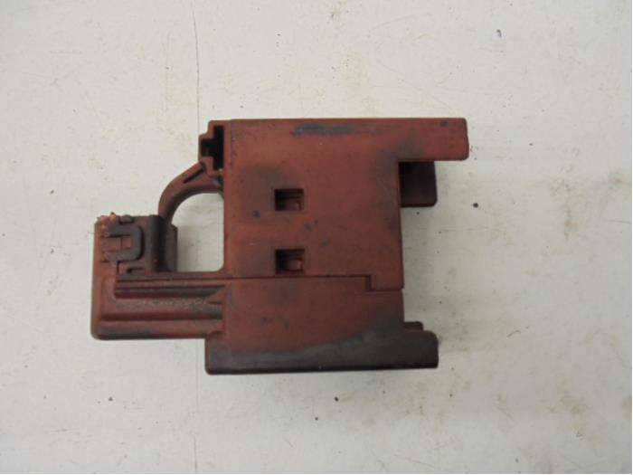 Stekker van een Smart Fortwo Coupé (451.3) Electric Drive 2014