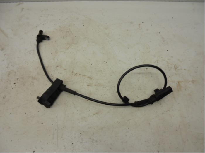Gebruikte ABS Sensor Smart Fortwo Coupé (451.3) Electric Drive Prijs op aanvraag aangeboden door N Kossen Autorecycling BV