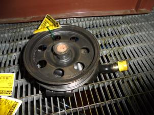 Gebruikte Servopomp Ford Focus 1 1.6 16V Prijs op aanvraag aangeboden door N Kossen Autorecycling BV