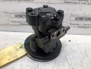 Gebruikte Servopomp Hyundai Galloper II 3.0 V6 Prijs op aanvraag aangeboden door N Kossen Autorecycling BV