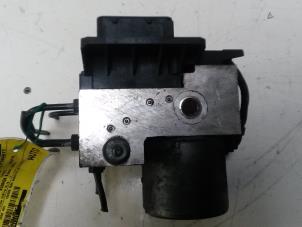 Gebruikte ABS Pomp Volkswagen Passat (3B3) 2.5 TDI V6 24V Prijs op aanvraag aangeboden door N Kossen Autorecycling BV