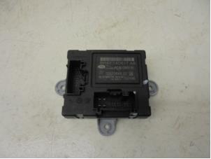 Gebruikte Module Centrale Deurvergrendeling Jaguar XF Prijs op aanvraag aangeboden door N Kossen Autorecycling BV