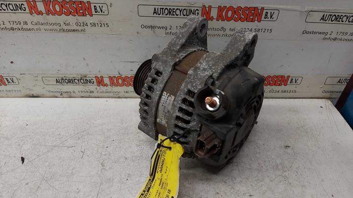 Gebruikte Dynamo Ford Focus 2 Wagon 1.6 TDCi 16V 110 Prijs op aanvraag aangeboden door N Kossen Autorecycling BV