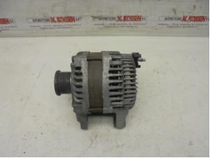 Gebruikte Alternator Renault Megane Prijs op aanvraag aangeboden door N Kossen Autorecycling BV