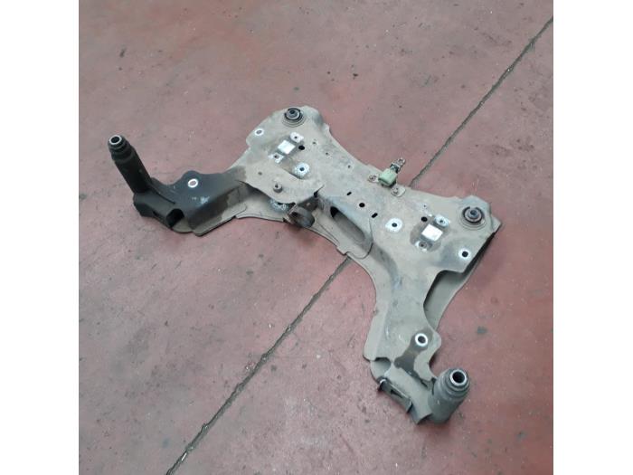 Gebruikte Subframe Renault Megane Prijs op aanvraag aangeboden door N Kossen Autorecycling BV