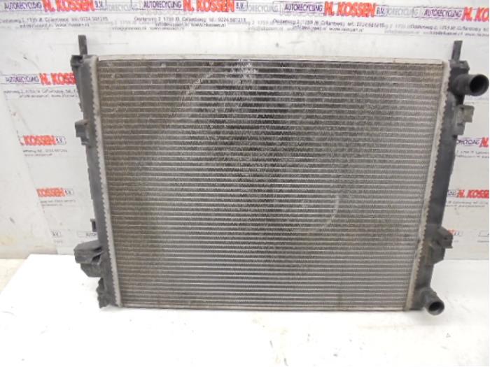 Gebruikte Radiateur Nissan Primastar 1.9 dCi 100 Prijs op aanvraag aangeboden door N Kossen Autorecycling BV