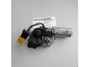 Gebruikte Motor Ruitenwisser achter Mercedes E Combi (S210) 2.2 E-220 CDI 16V Prijs op aanvraag aangeboden door N Kossen Autorecycling BV